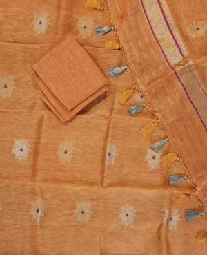 A SOFT ORANGE THREE PIECE HANDLOOM KADUA SUIT SET WOVEN IN PURE LINEN BY KORA SILK AND GOLD ZARI